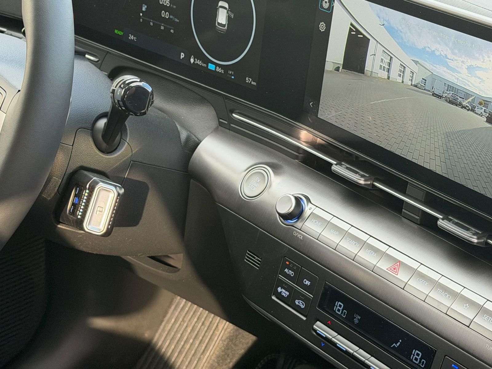 Fahrzeugabbildung Hyundai KONA EV Trend 150 kW *RW507KM*Navi*ACC*LED*RFK*