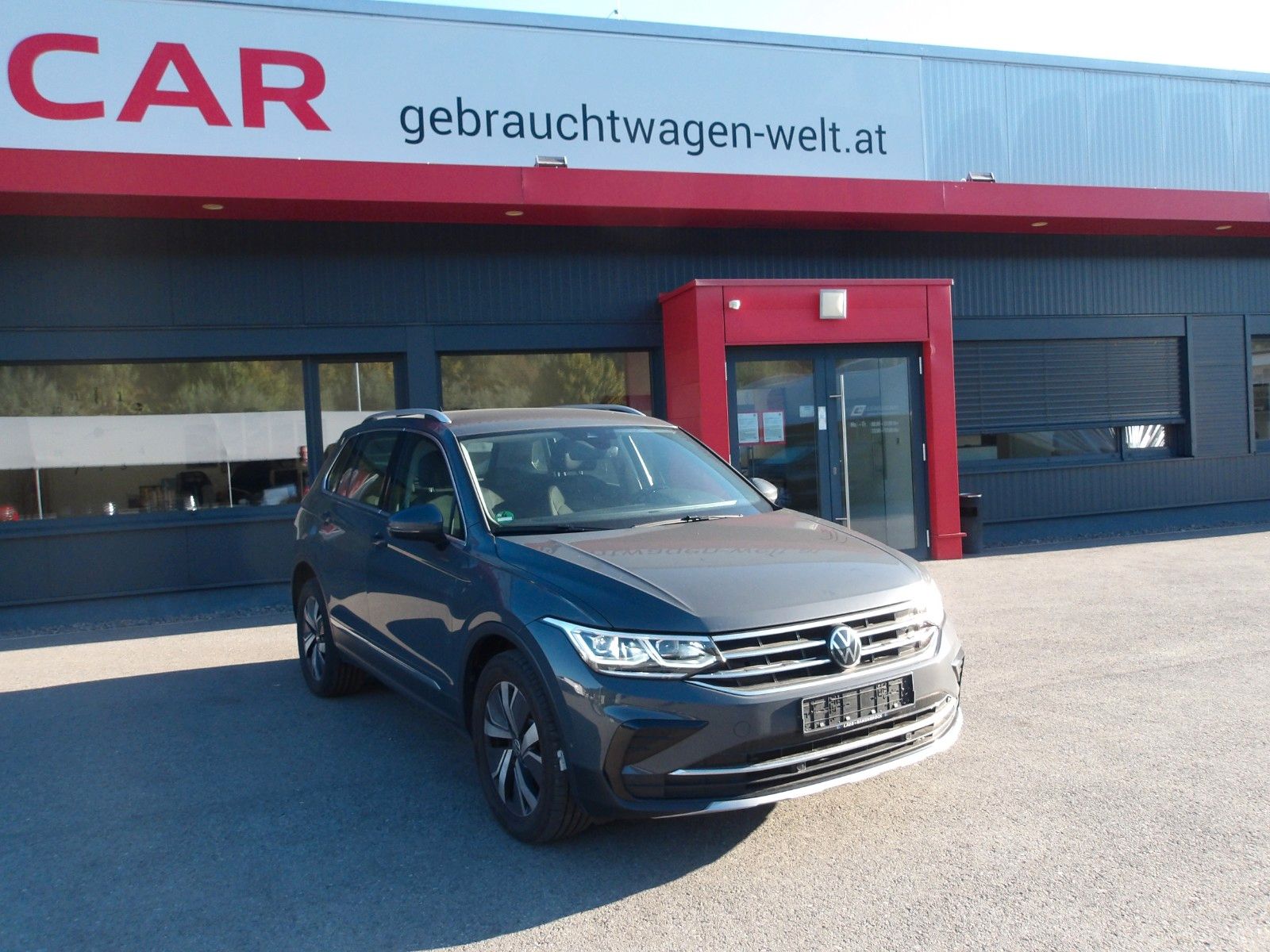Volkswagen Tiguan Elegance eHybrid "AHV,Kamera" EXP € 14990 imagem 2
