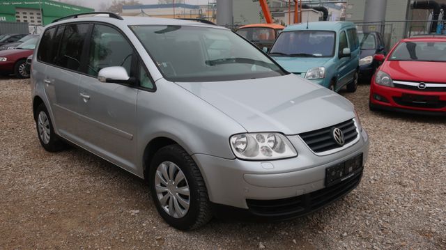 Volkswagen Touran Trendline 1.9tdi DSG - HU 9/26