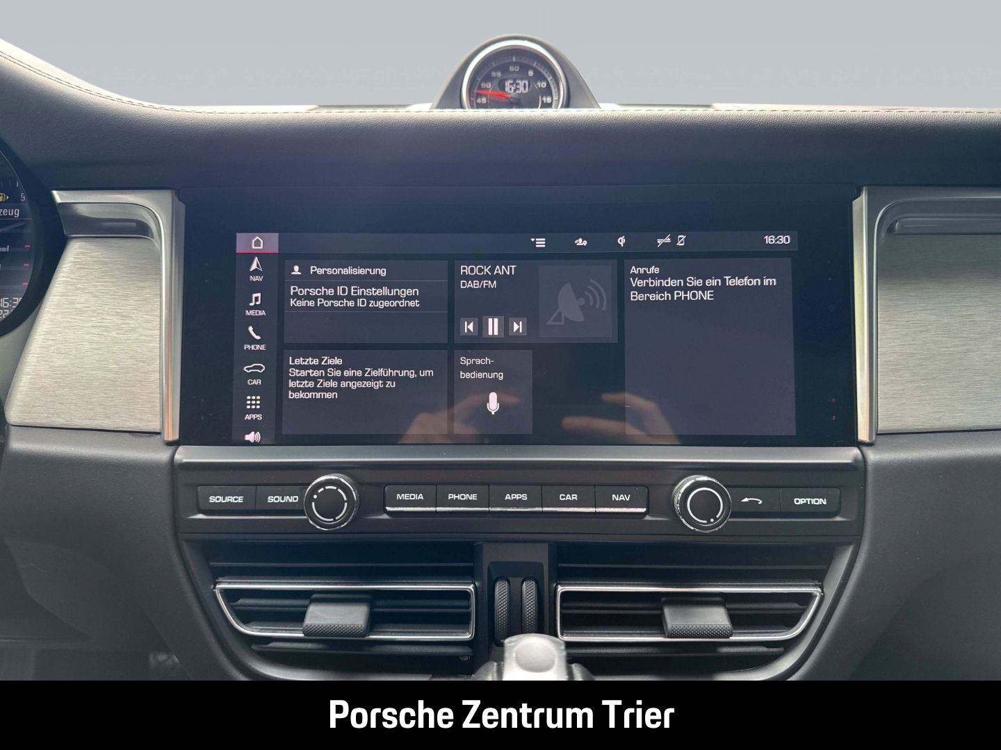 Porsche Macan Turbo Sportabgasanlage Surround-View PASM foto 20