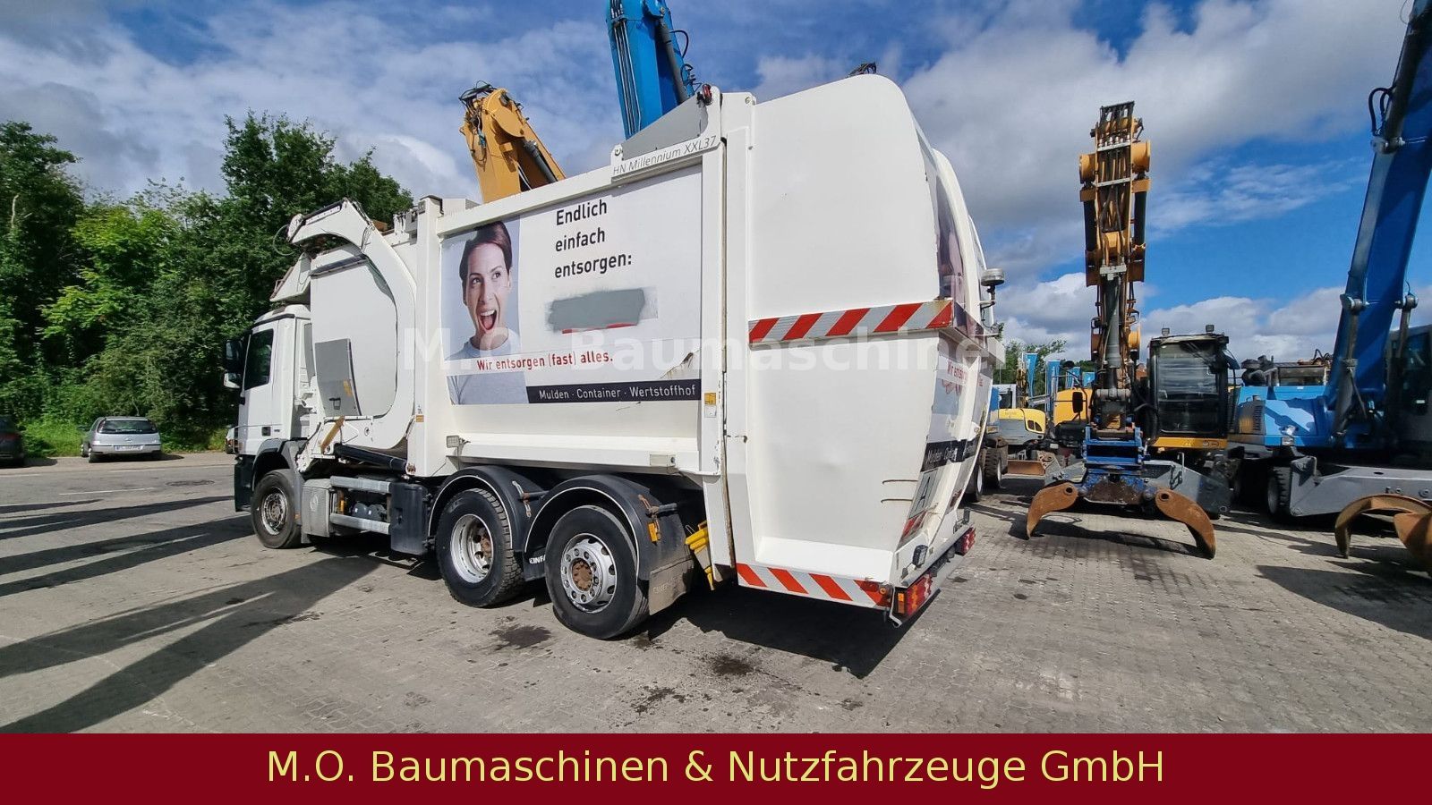 Fahrzeugabbildung Mercedes-Benz Actros 2532 / AC / ZSA / 6x2 /  Müllwagen