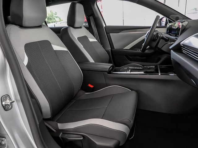 Opel Astra L Sports Tourer 1.2 Enjoy Ergonomiesitz