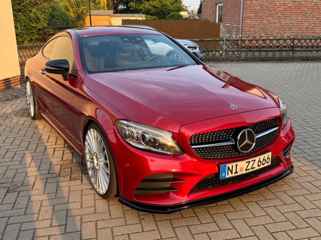 MERCEDES-BENZ C 400 AMG 4MATIC / Airmatic / 