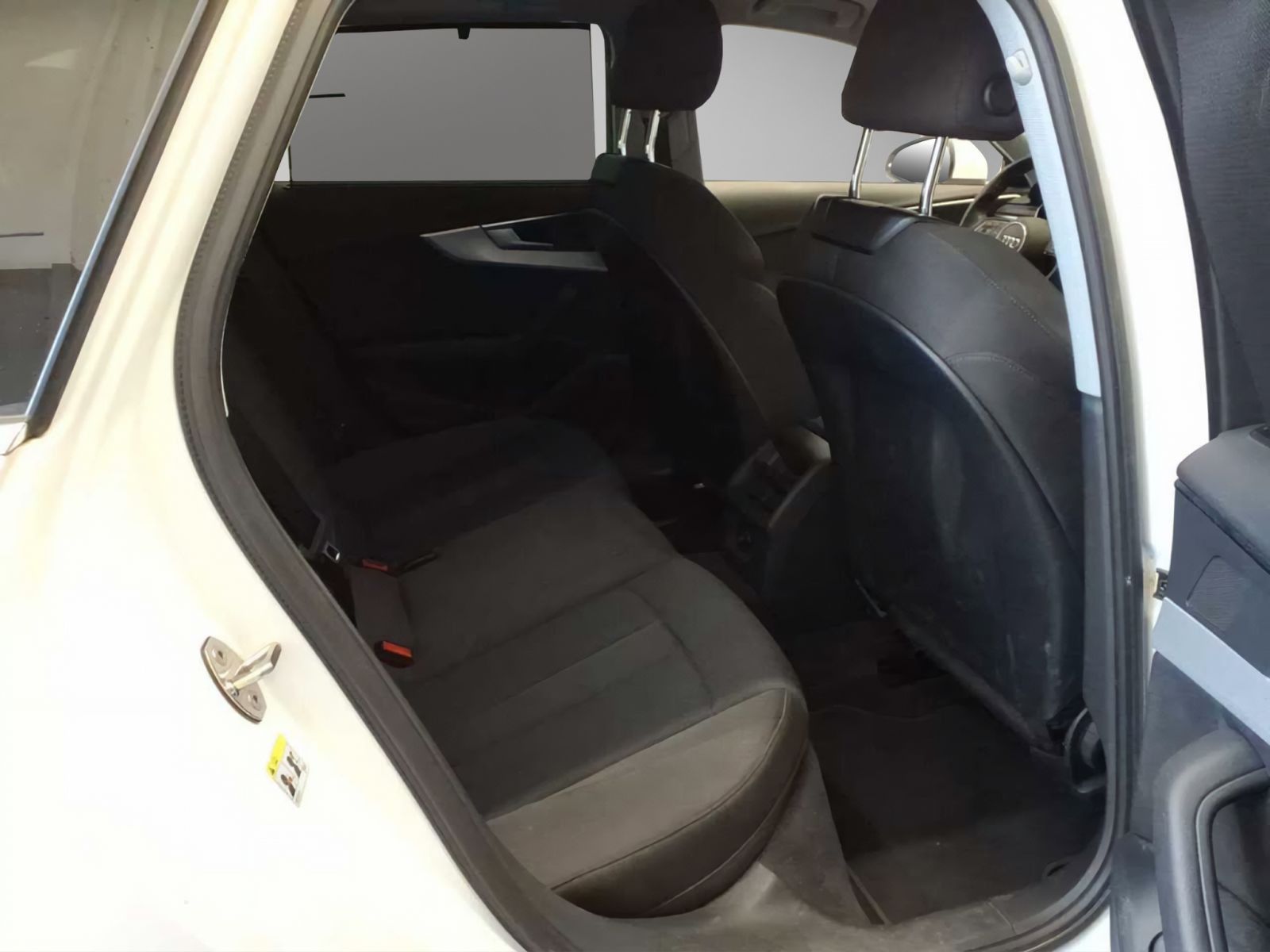 Audi A4 - Bild 12