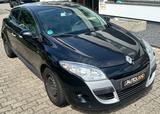 Renault Megane Coupe BOSE*NAVI*KLIMA*TEMPO*SHZG*PDC* - Renault Megane aus 2011: Bose