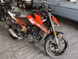 KTM Duke 125 - KTM DUKE 125