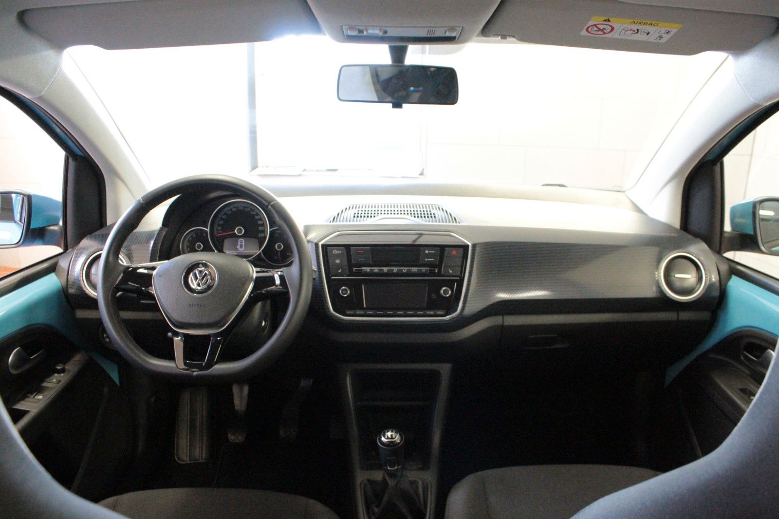 Fahrzeugabbildung Volkswagen up! move up! 1.0 BMT/Start-Stopp *Sitzheizung*
