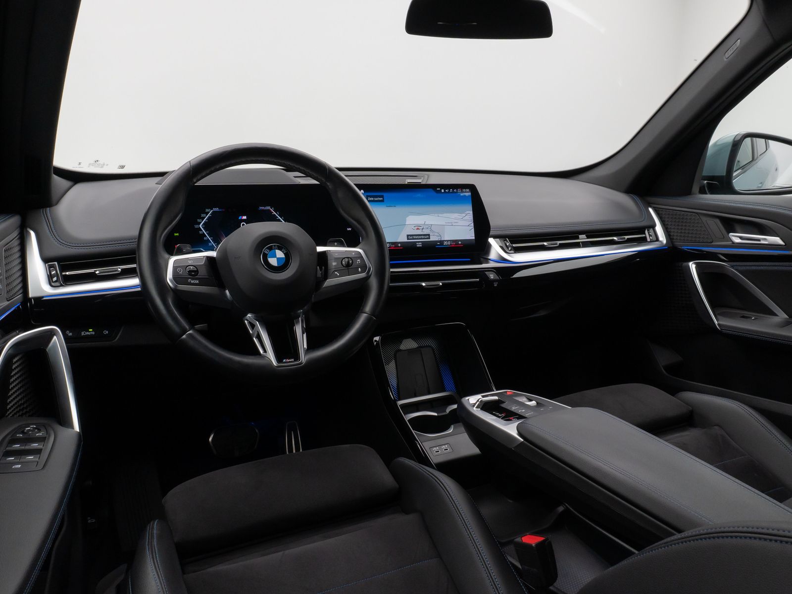 Fahrzeugabbildung BMW X1 xD20d M Sport 360°HUD DAB AHK Komfort ACC