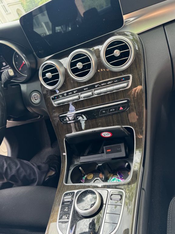 Image of Mercedes-Benz C 220