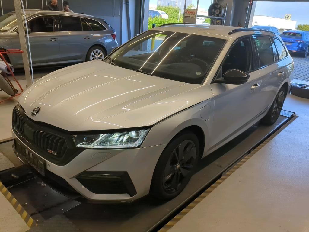 Skoda OCTAVIA COMBI iV RS MATRIX/ACC/HuD/CARPL./4xSHZ.