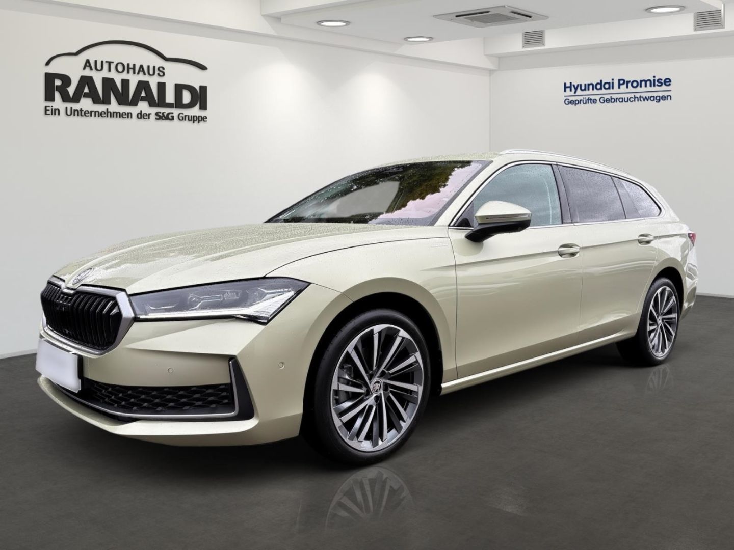 Skoda Superb Combi 1.5 TSI++EINMALIGE FARBKOMBINATION! foto 1