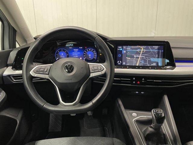 Golf VIII Variant Life 2.0 TDI NAVI ACC