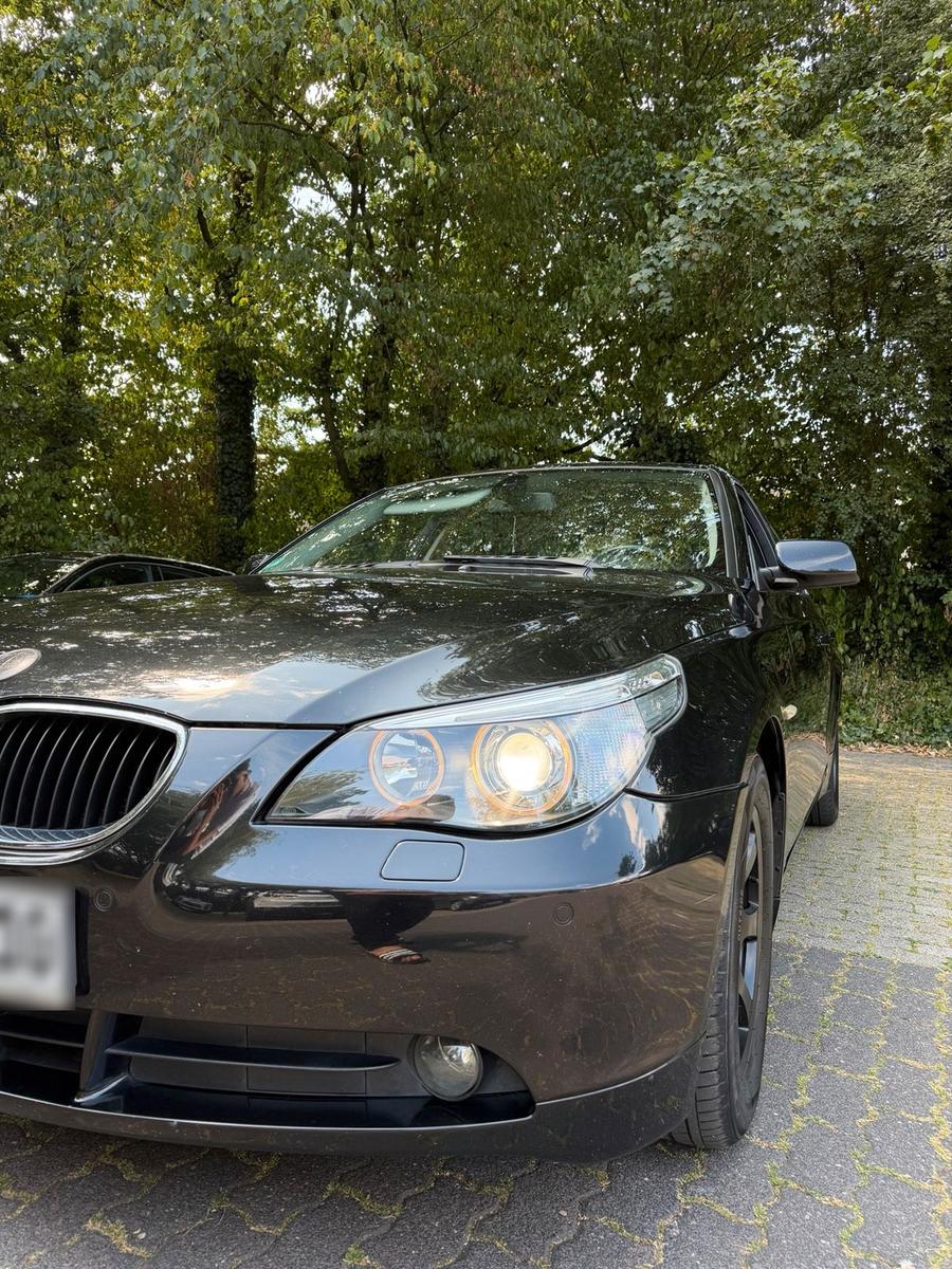 BMW 520