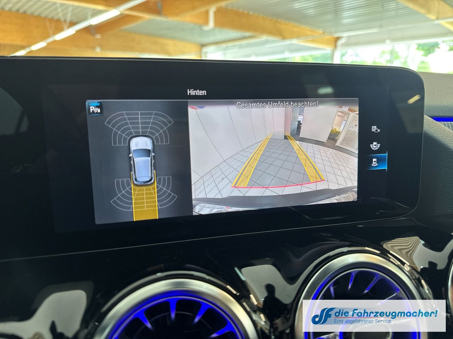 Fahrzeugabbildung Mercedes-Benz EQA 250 Navi Digitales Cockpit LED El. Heckklapp