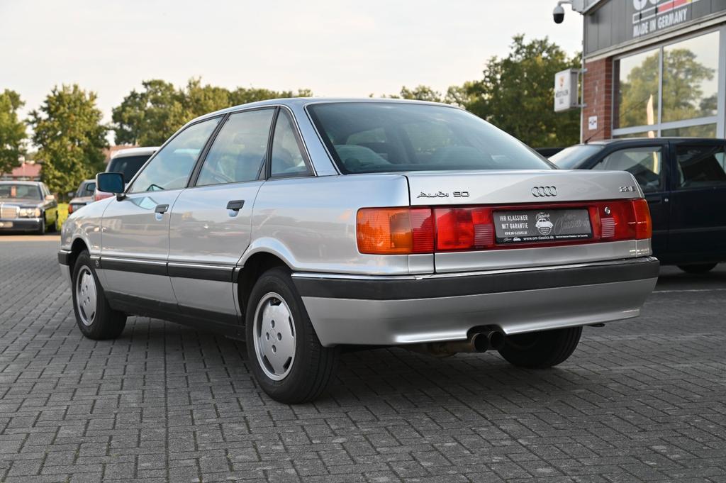 Audi 90