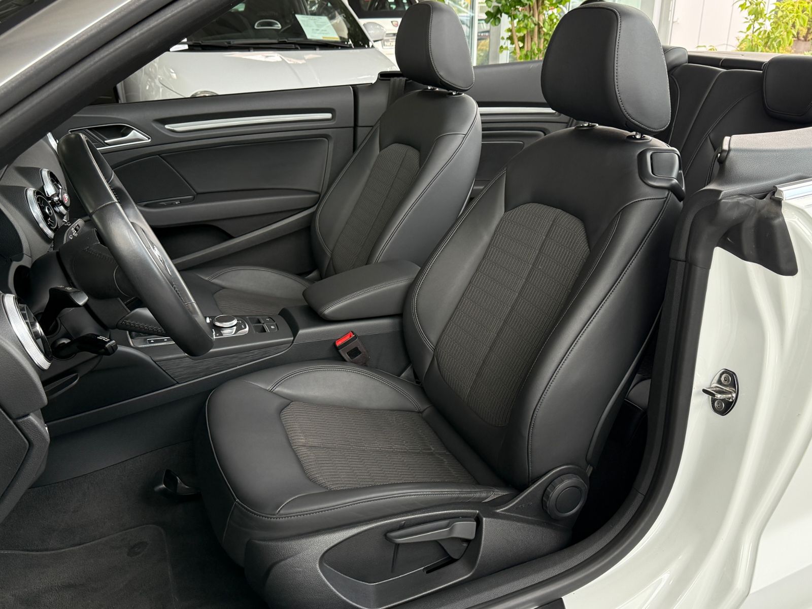 Fahrzeugabbildung Audi A3 Cabriolet design 35 TFSI XENON NAVI ALU