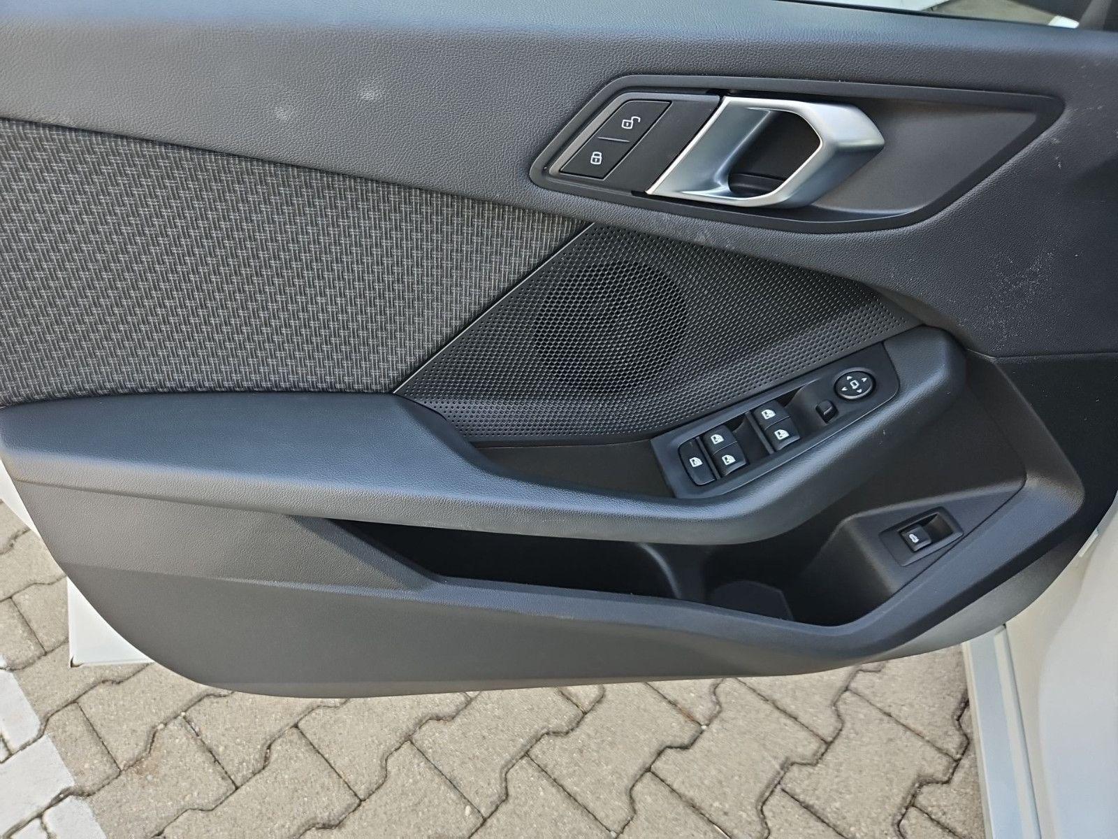 BMW 118 i Advantage/DAB/LED/LiveCockpit/LRH, миниатюра 15