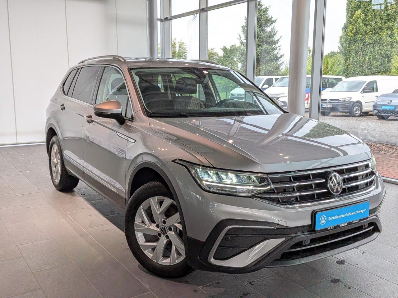 Volkswagen Tiguan Allspace Life 1.5 TSI DSG NAVI AHK LED foto 3