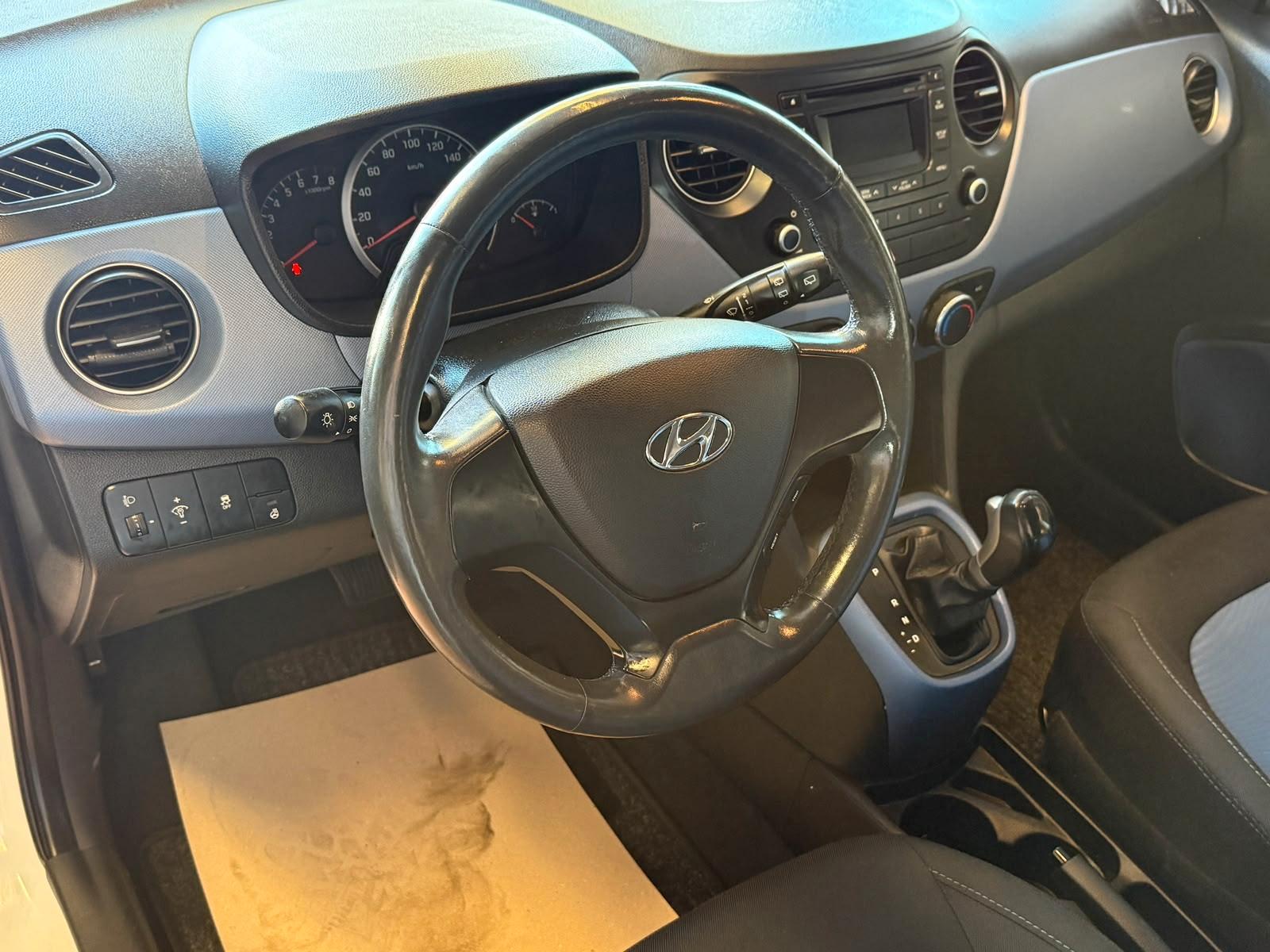 Hyundai i10 Trend Automatik / Klima / Sitzheizung