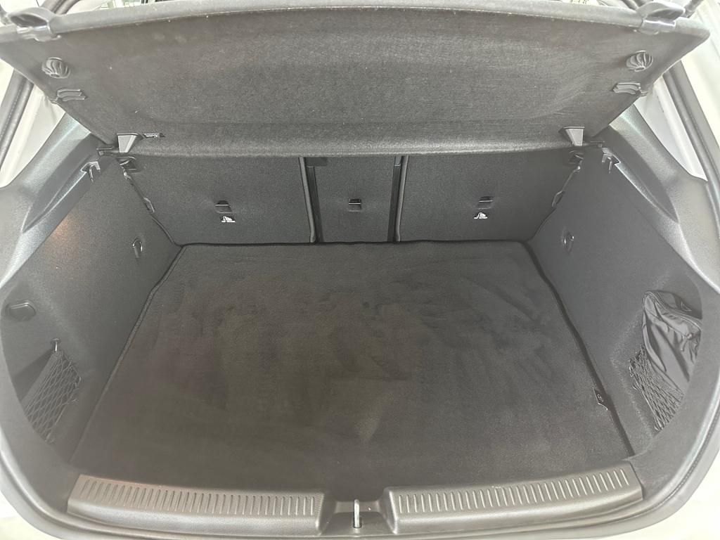Fahrzeugabbildung Mercedes-Benz A 220 4M Progressive Navi SHZ Ambie. KeyLess LED
