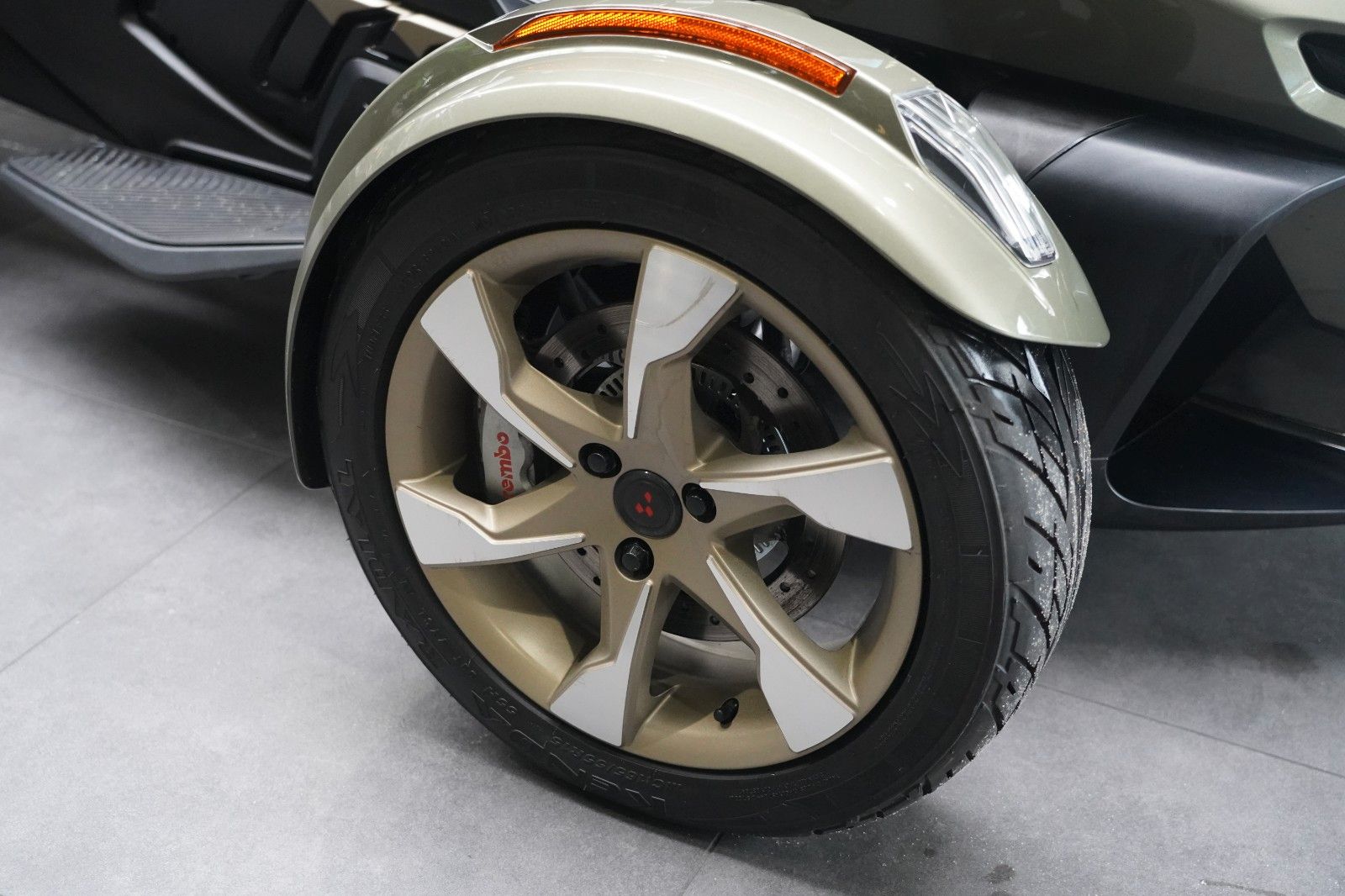 Fahrzeugabbildung Can Am Spyder RT LTD Sea to Sky