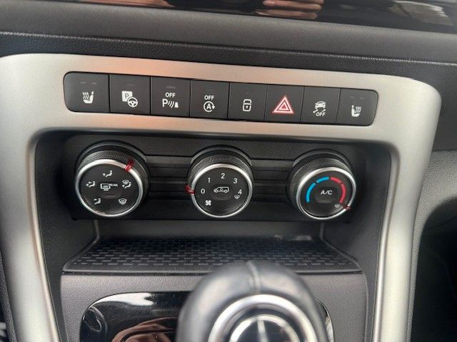 Fahrzeugabbildung Mercedes-Benz T-Klasse 180 CDI LED ALCANTARA KAMERA AUTOMATIK