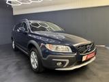 Volvo XC70 Summum AWD*3JGARANTIE*AHK*NAVI*1.HAND*TOP* - Volvo XC70: Allradantrieb