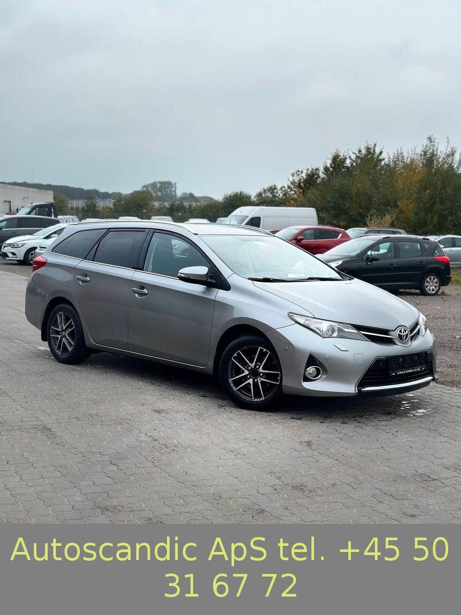 Toyota Auris 2014 — engine 1.598 cm³, 132 HP (97kW)