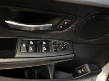 BMW 218 d Active Tourer*Klima*AHK*LED*Navi*Bluetooth