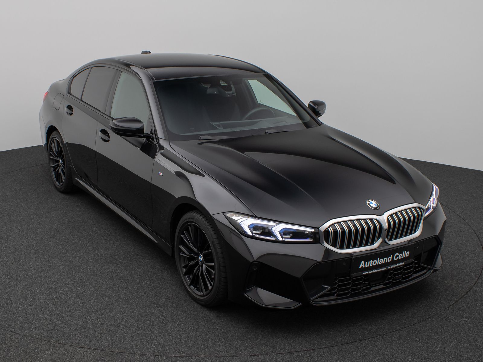 Fahrzeugabbildung BMW 320i xD M Sport 360°HUD DAB HiFi Stop&Go Komfort