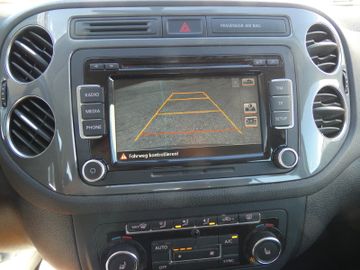 Volkswagen Tiguan - 9