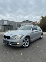 BMW 118i Sport Line  *NAVI*XENON*TÜV/NEU*8FACH