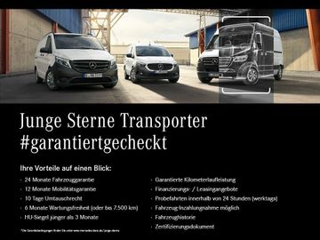 Mercedes V 220 - 12