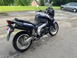 Aprilia ETV1000 - APRILIA 1000