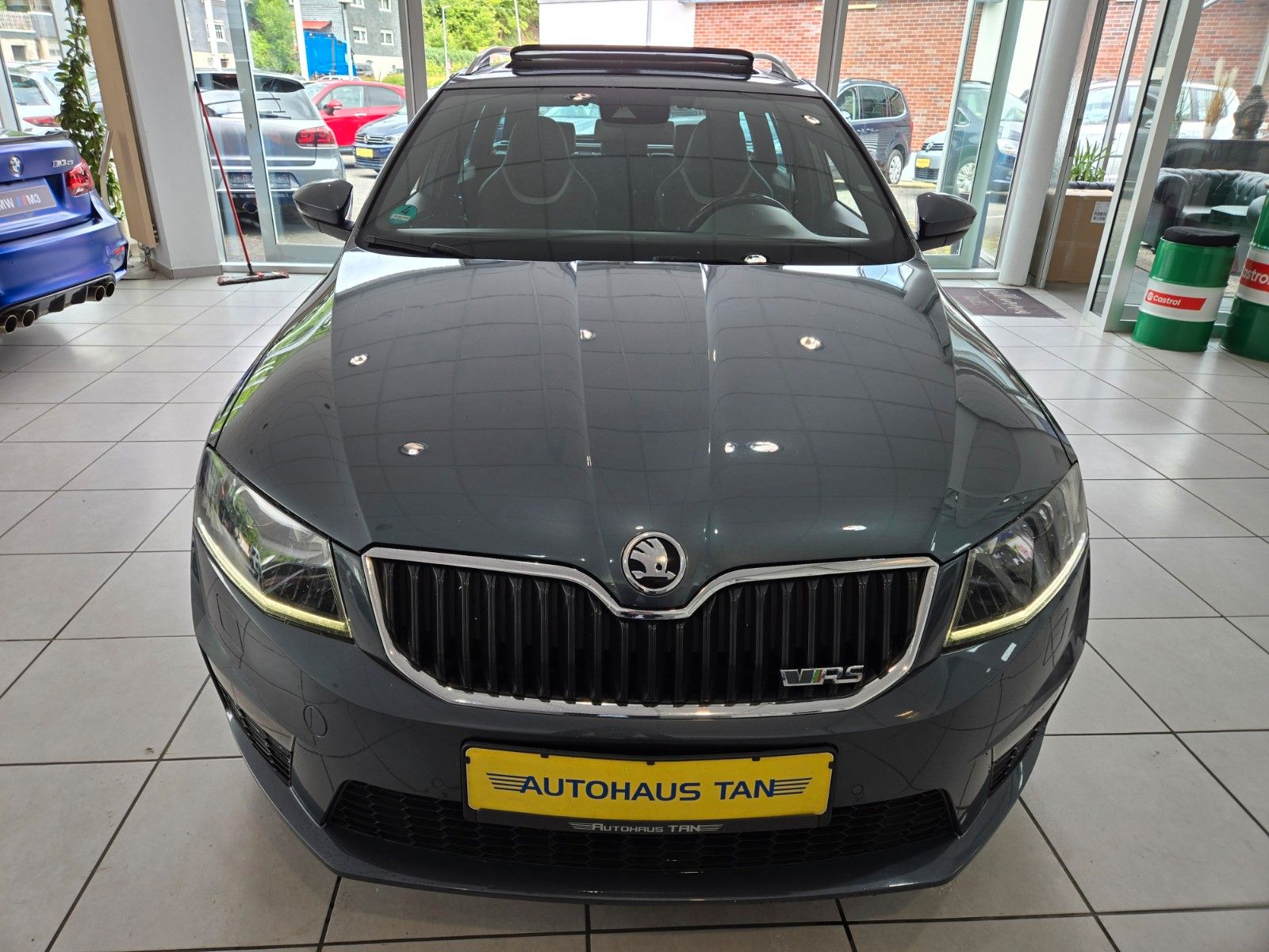 Fahrzeugabbildung SKODA Octavia Combi RS