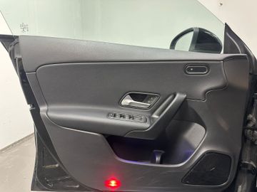 Mercedes CLA 200 Shooting Brake - 8