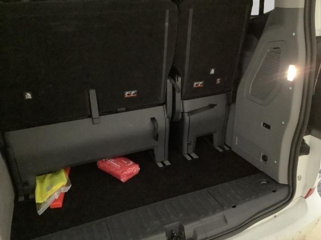 Fahrzeugabbildung Ford Tourneo Custom 320 L1 Titanium FWD totWinkelASS