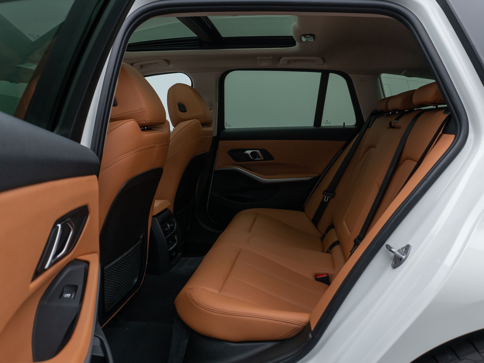 Fahrzeugabbildung BMW 320d xD Alarm DAB Standhzng Panorama Sportsitz