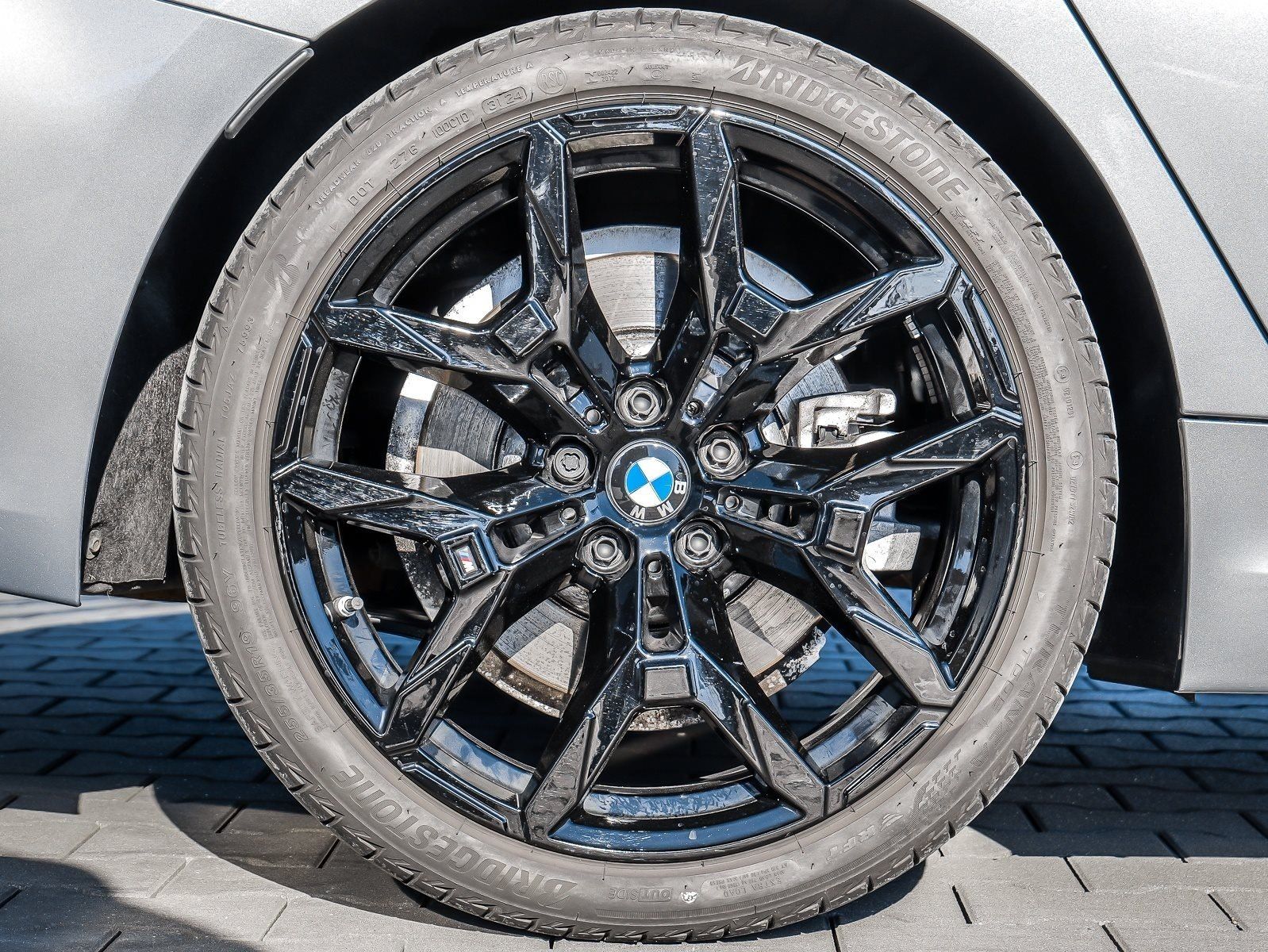 BMW 330 - Bild 4