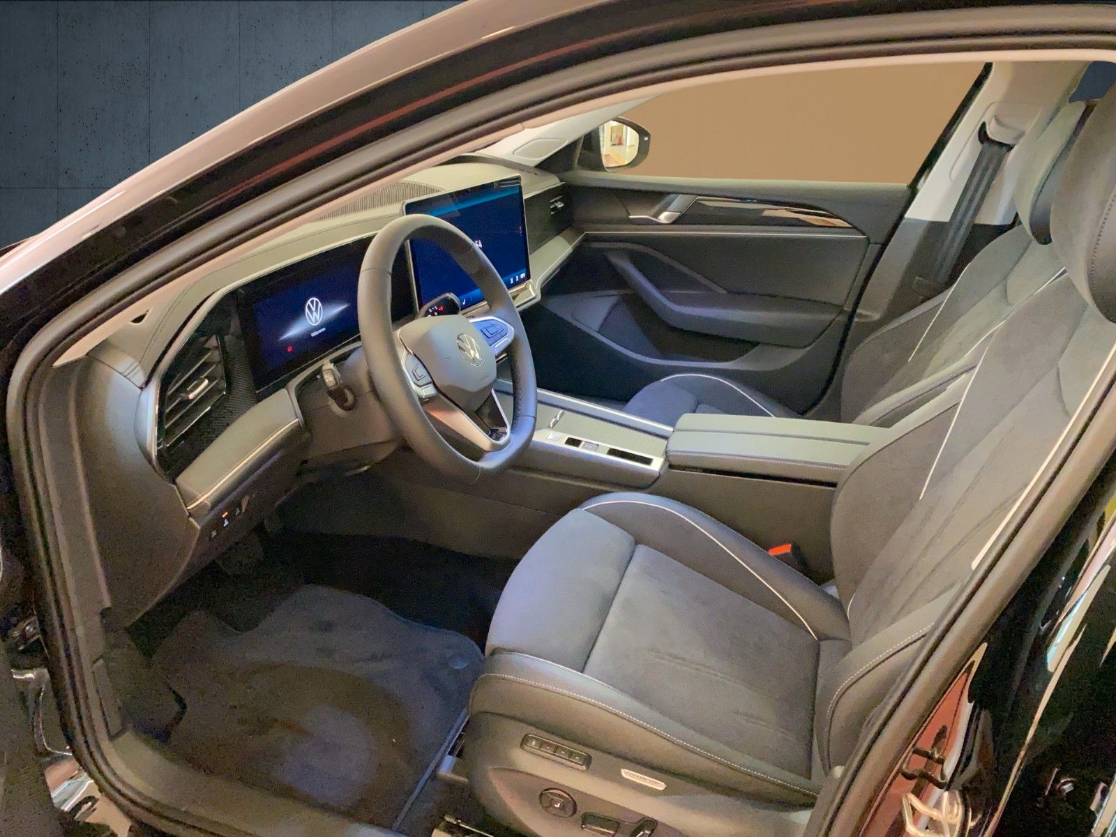 Volkswagen Passat Variant - Bild 10