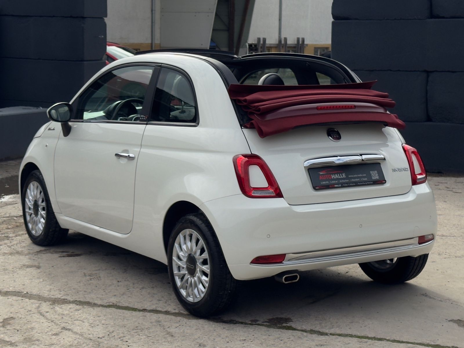 Fahrzeugabbildung Fiat 500C 1.0 GSE DolceVita Temp CarPlay/Android PDC