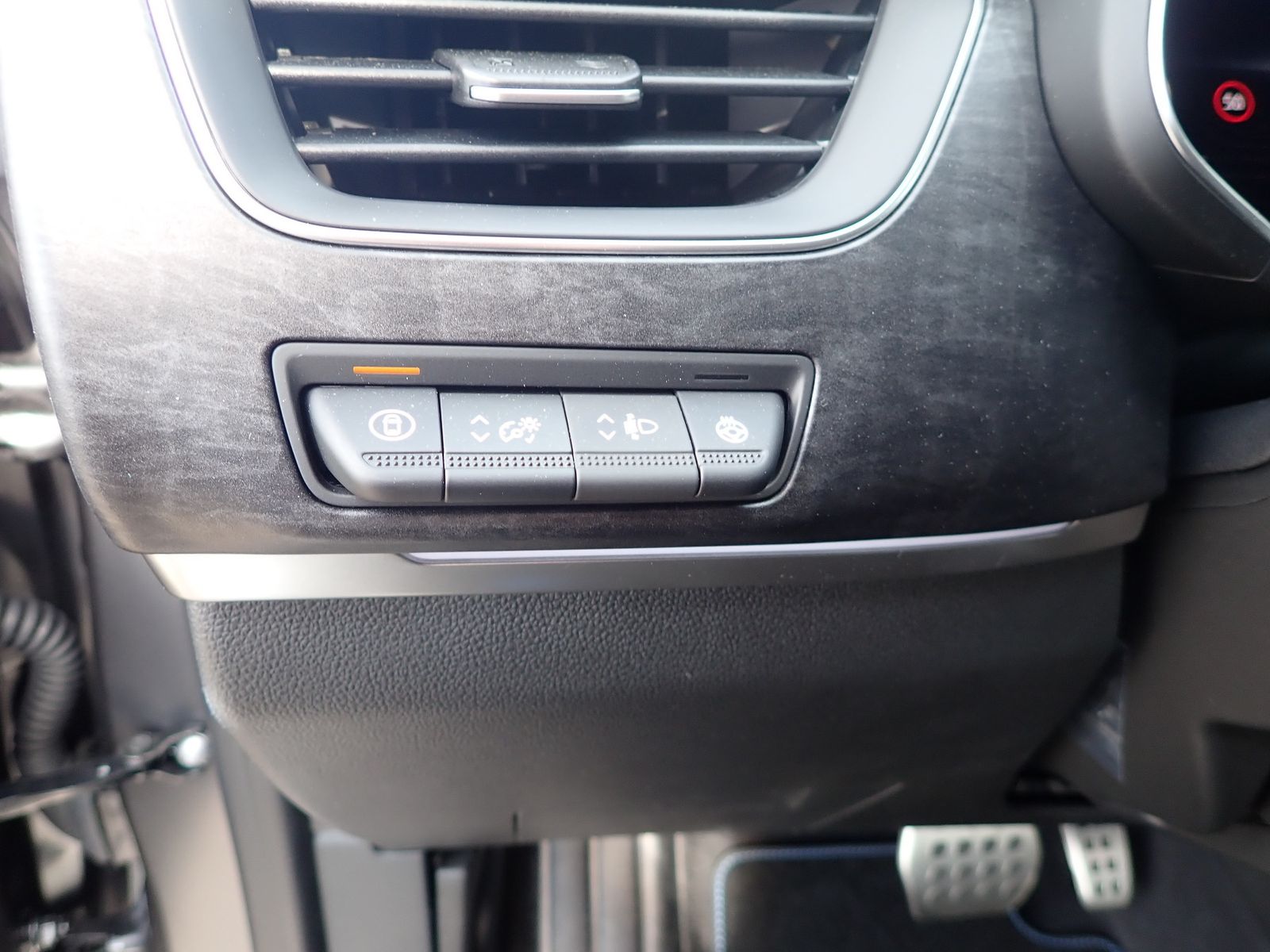 Fahrzeugabbildung Renault Arkana Esprit Alpine Mild Hybrid 140 EDC