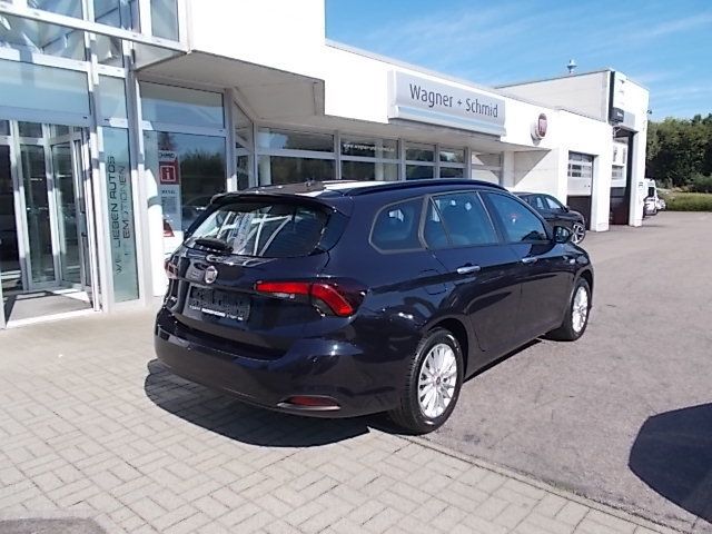 Fahrzeugabbildung Fiat Tipo Kombi Life 1.0