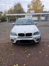 BMW X5 inkl. Winter- und Sommerreifen - BMW X5 aus 2012 mit Diesel-Antrieb