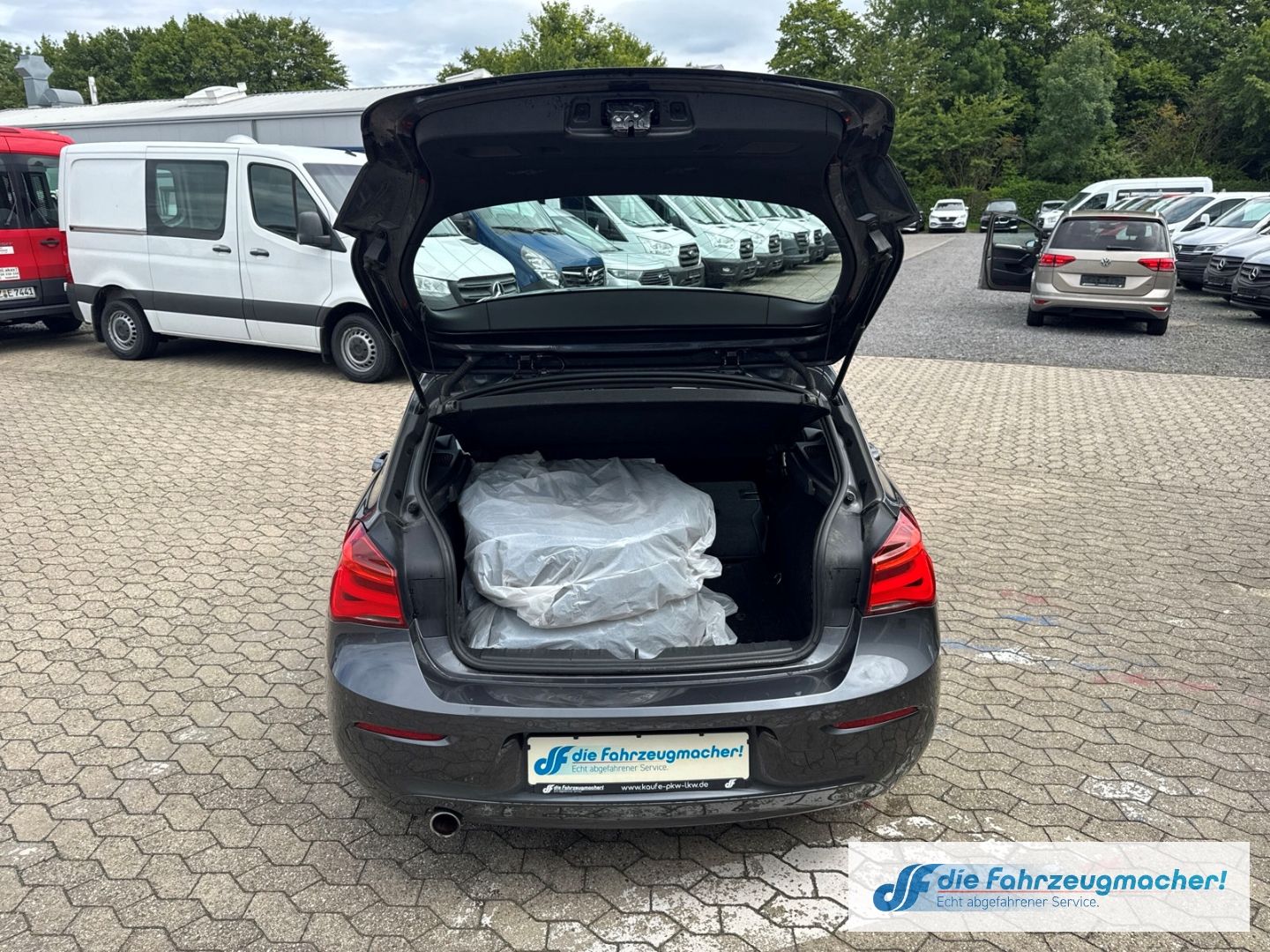 Fahrzeugabbildung BMW 116 d Advantage Navi ACC Mehrzonenklima Fahrerpr