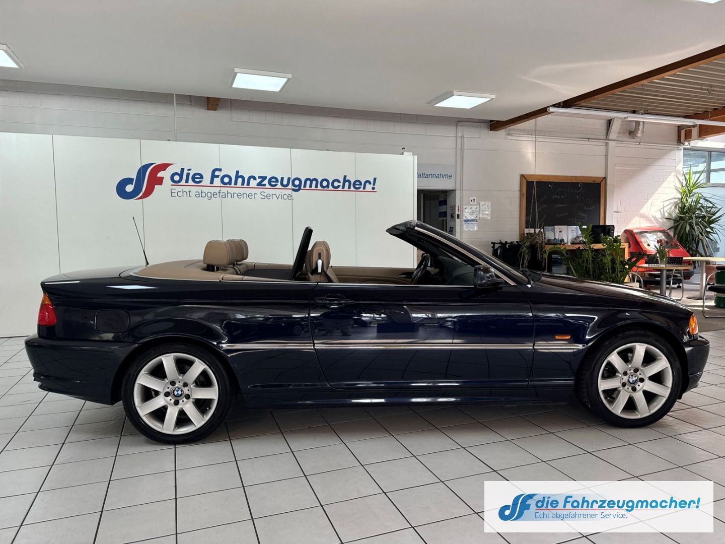 Fahrzeugabbildung BMW 320 Ci Cabrio El. Verdeck Hardtop Navi Leder Kli