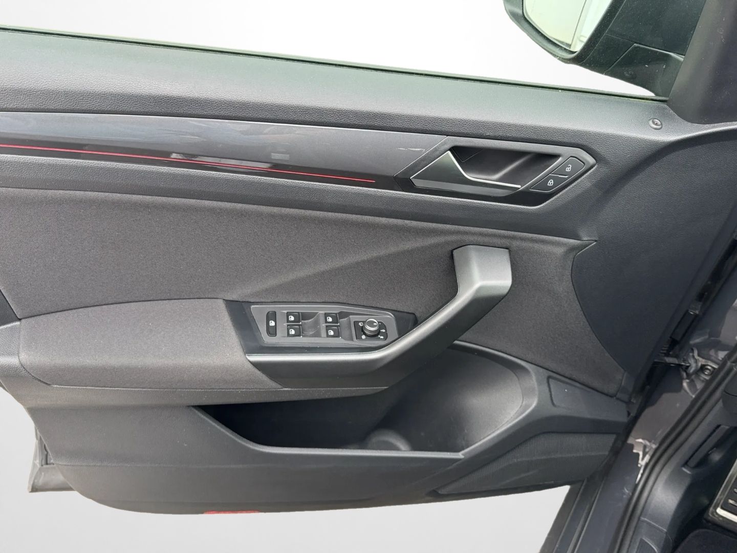 T-Roc 2.0 TDI DSG SPORT *LED*NAVI*ACC*