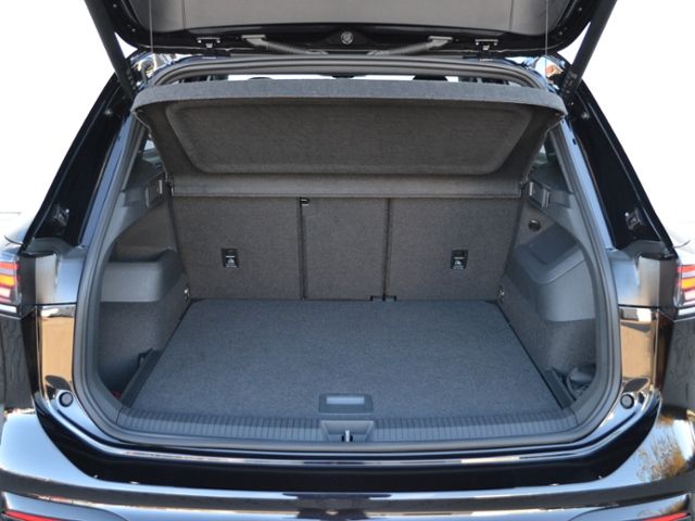 Tiguan 2.0 TDI DSG R-Line BLACK-STYLE/AHK/19-ZOL