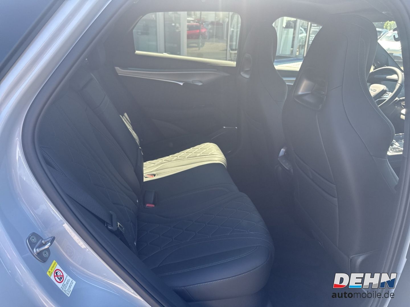 BYD SEALION 7
