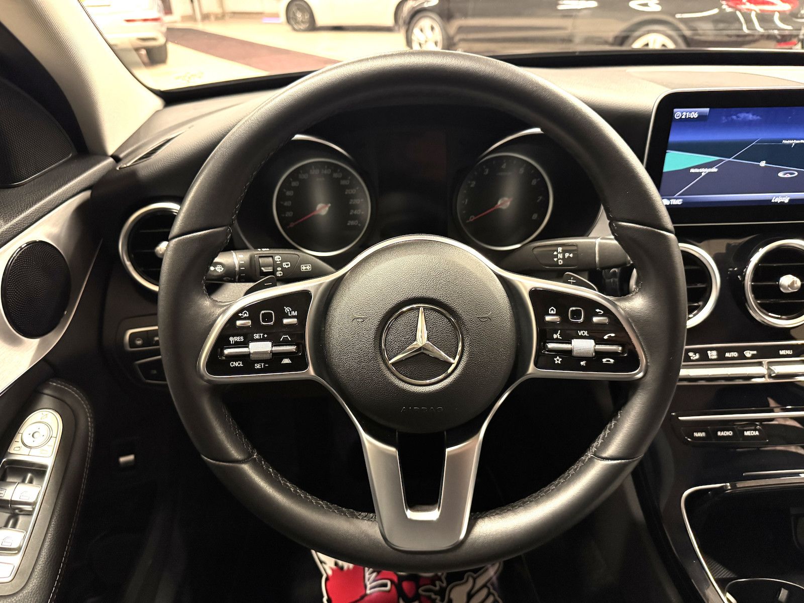 Fahrzeugabbildung Mercedes-Benz C 300 T Aut. /LED/HuD/Distro/Spur/VZE